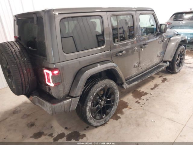 Jeep Wrangler | 3