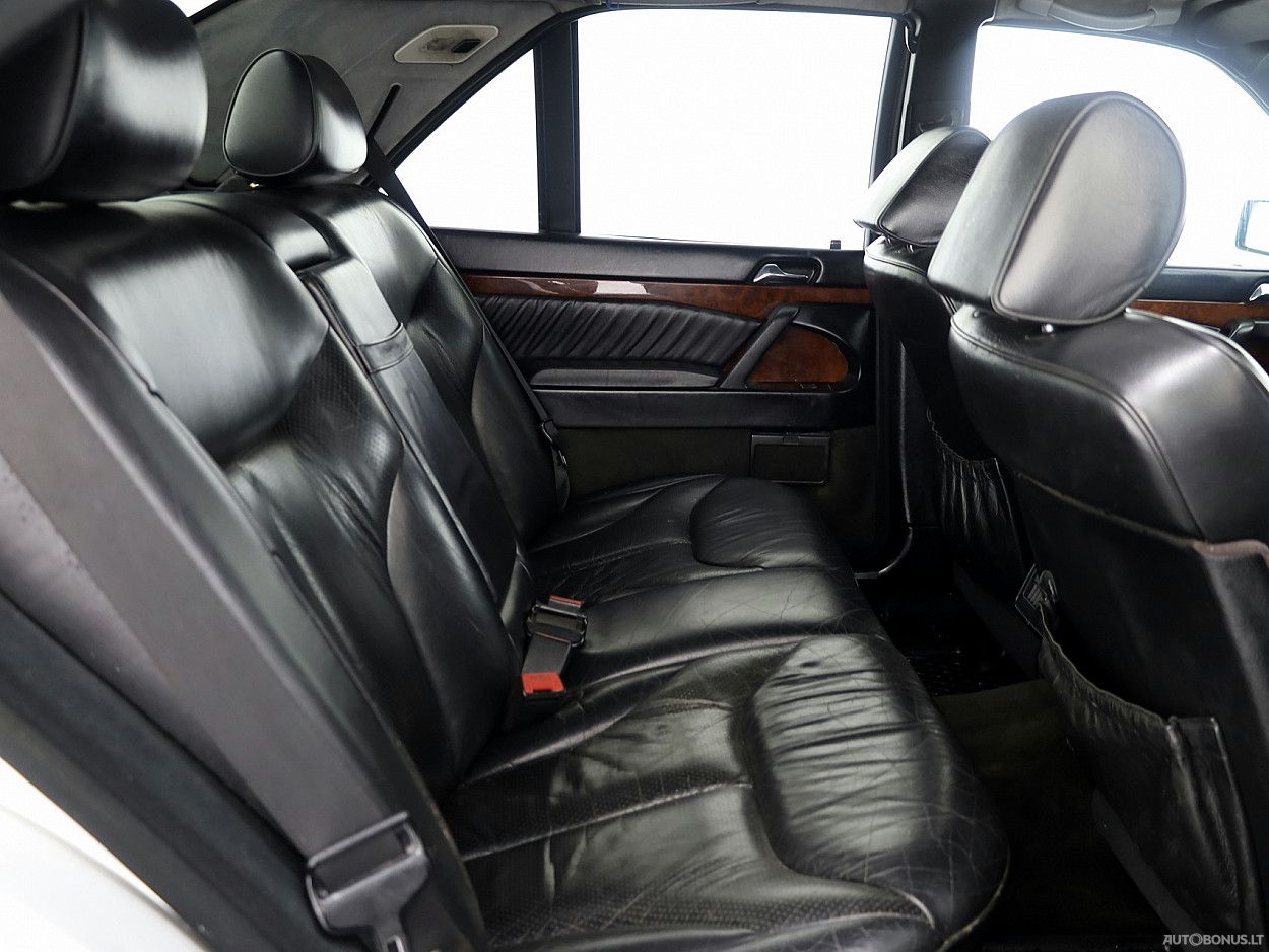 Mercedes-Benz S350 | 6