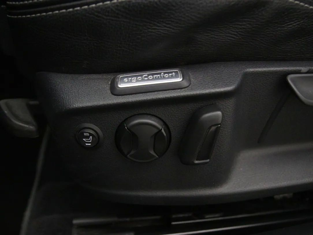 Volkswagen Passat | 30