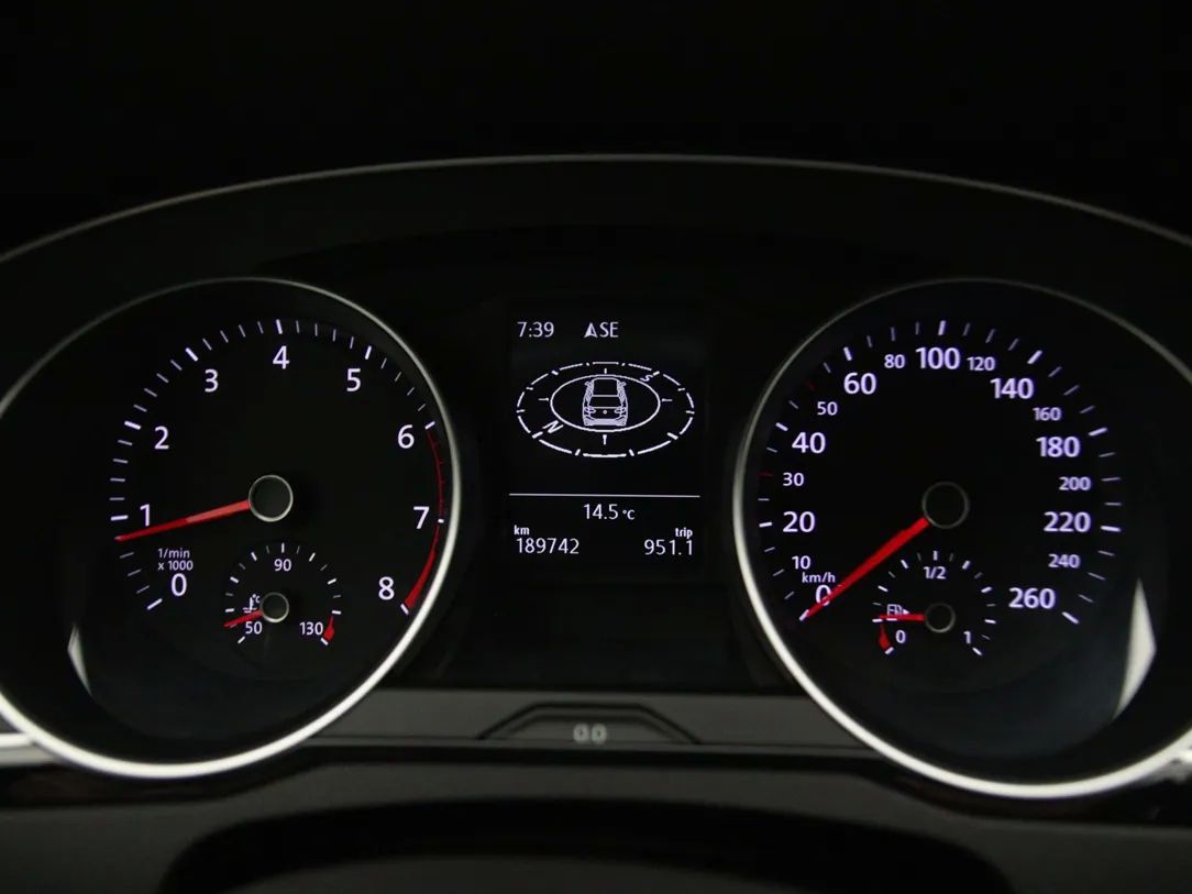 Volkswagen Passat | 18