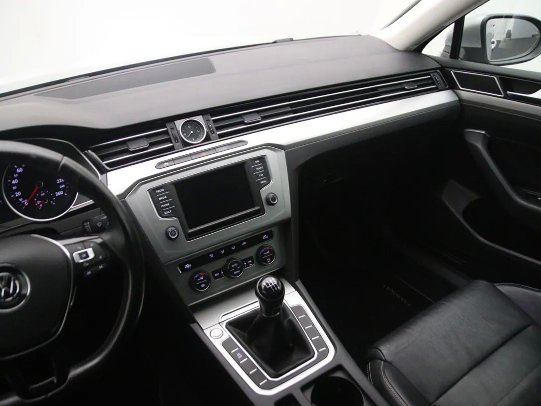 Volkswagen Passat | 20