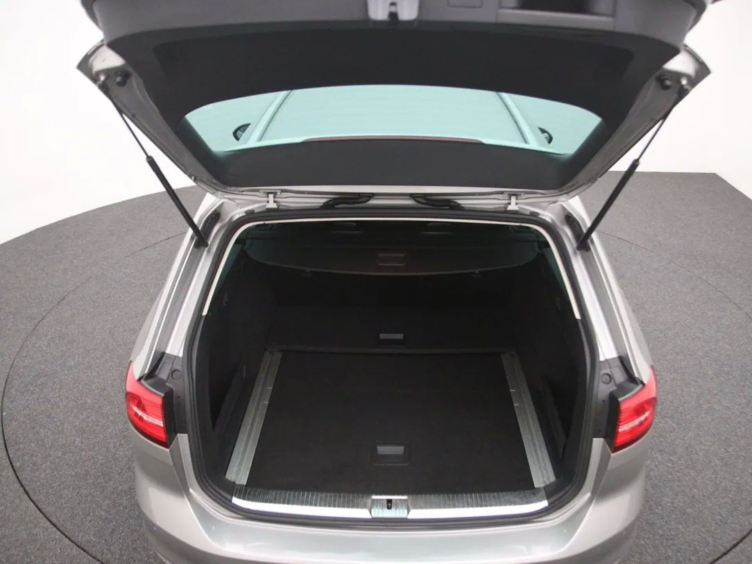 Volkswagen Passat | 31