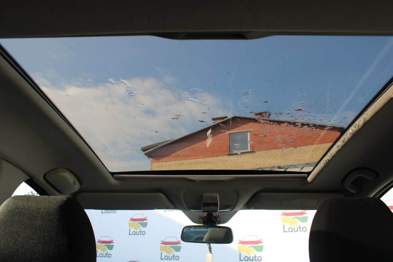 Mercedes-Benz B180 | 10