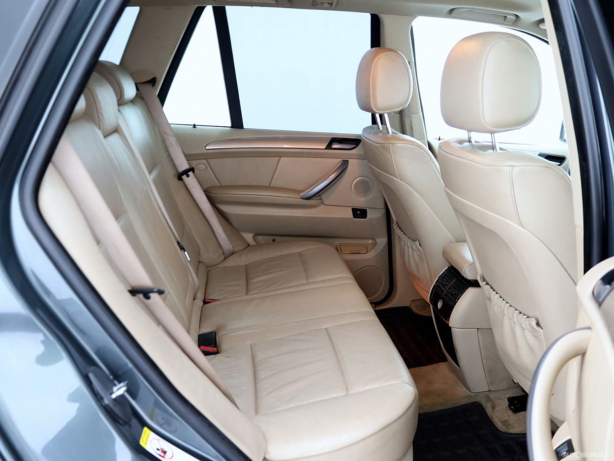 BMW X5 | 6