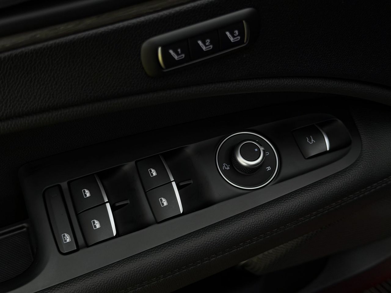 Alfa Romeo Stelvio | 21