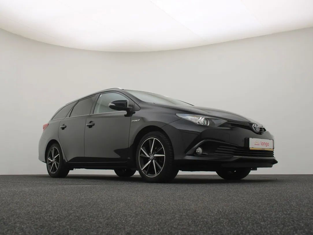 Toyota Auris | 10