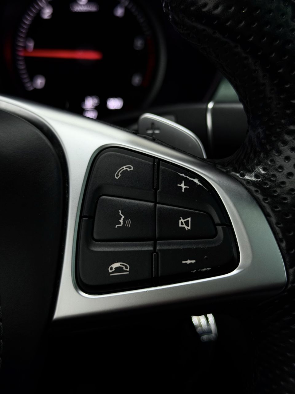 Mercedes-Benz GLC250 | 27