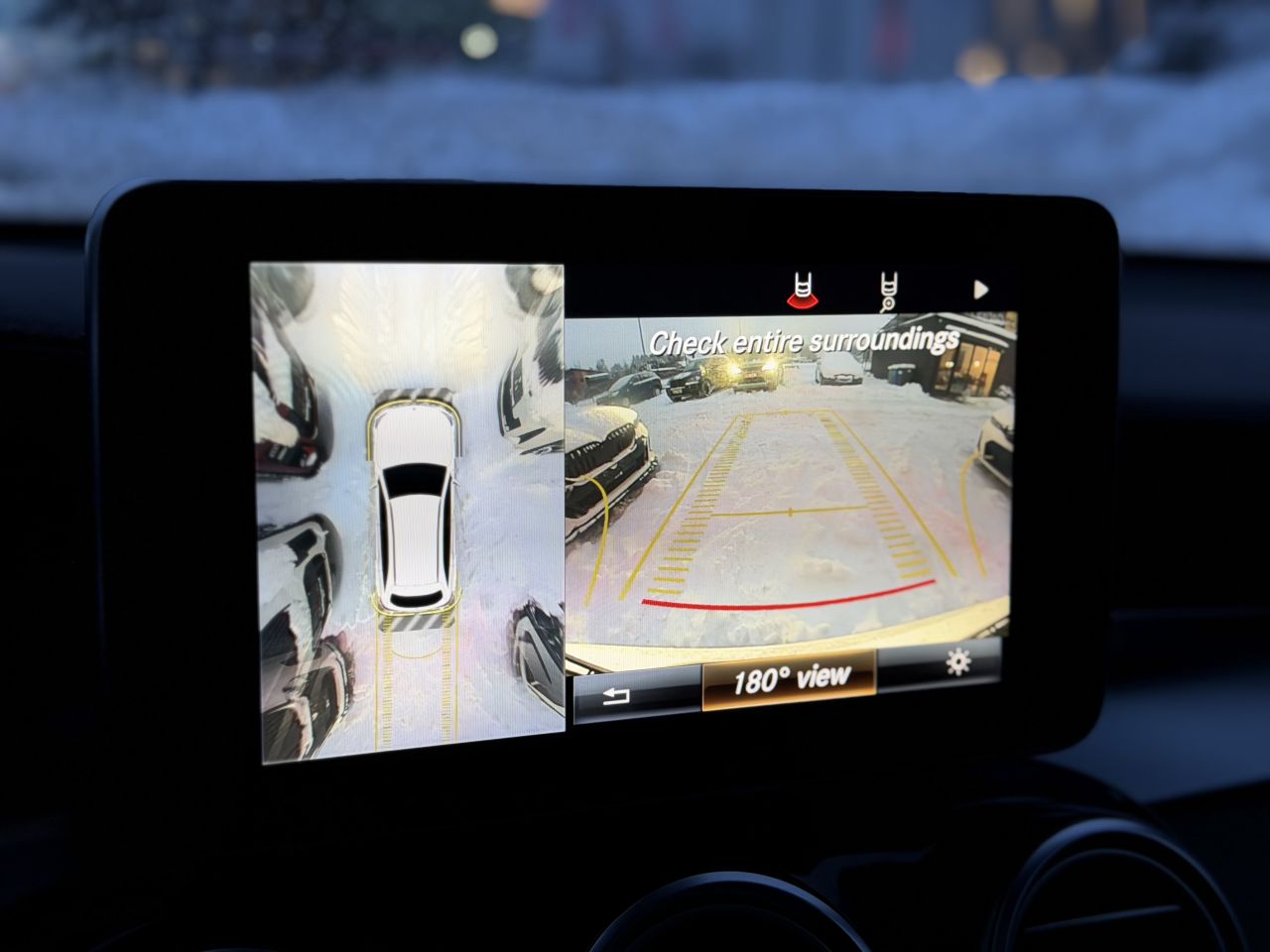 Mercedes-Benz GLC250 | 26