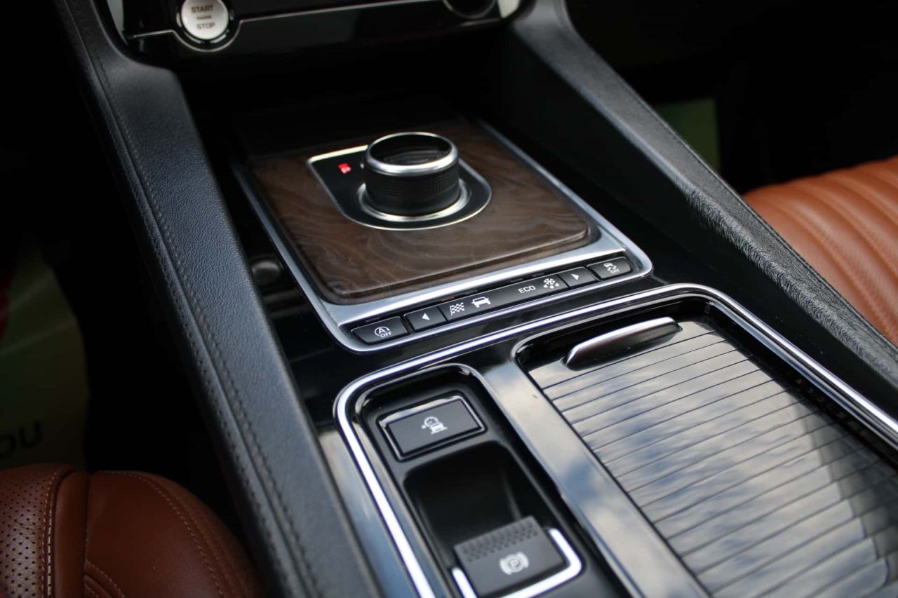 Jaguar F-Pace | 16
