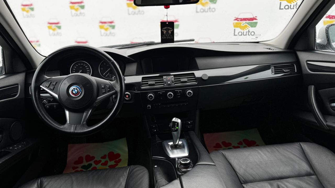 BMW 525 | 7