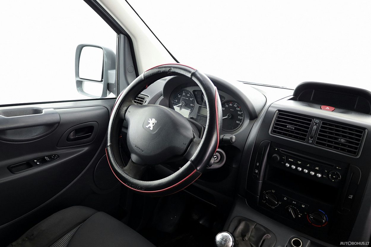 Peugeot Expert | 4