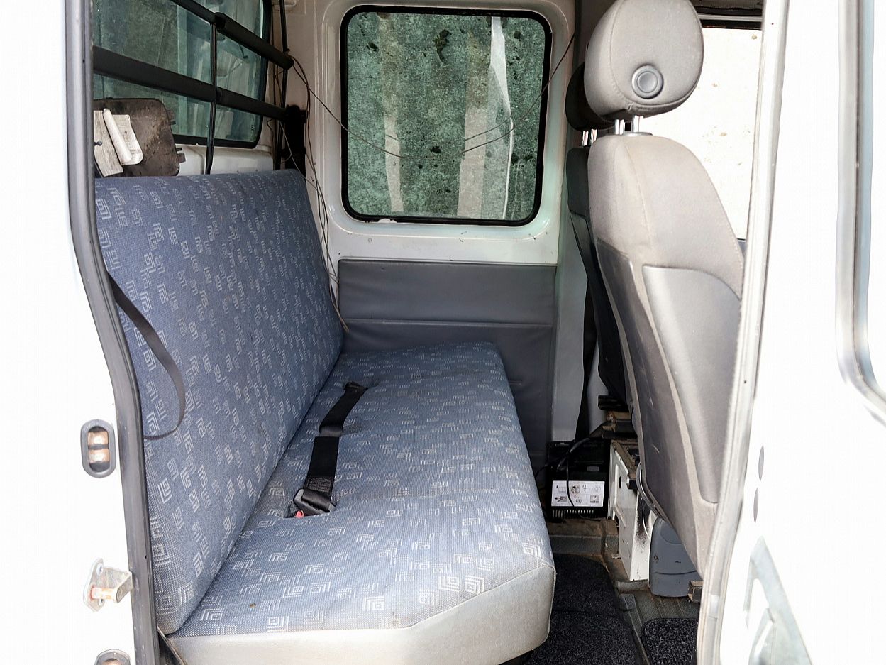 Mercedes-Benz Sprinter | 6