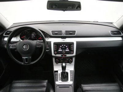 Volkswagen Passat | 1