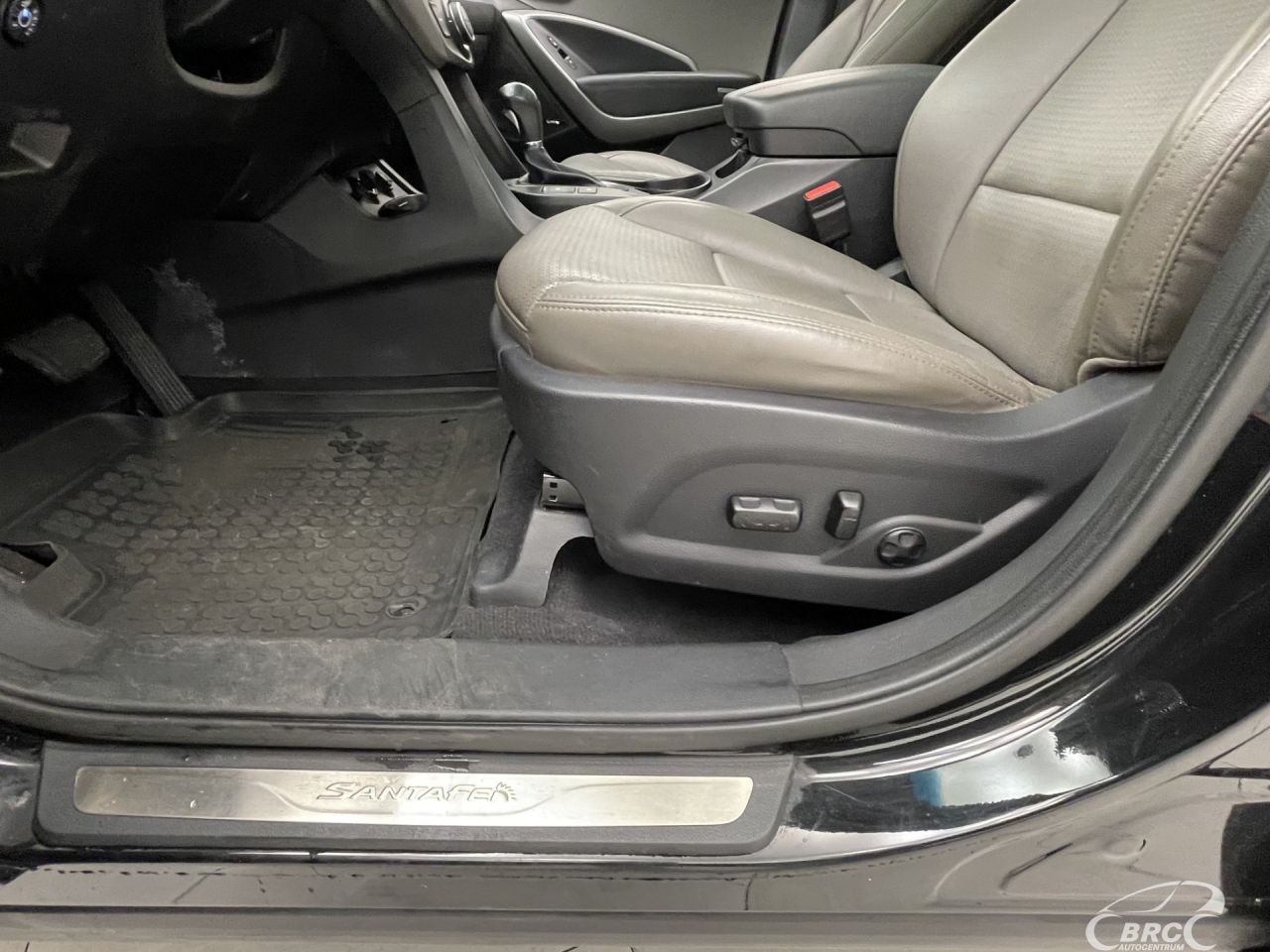 Hyundai Santa Fe | 22