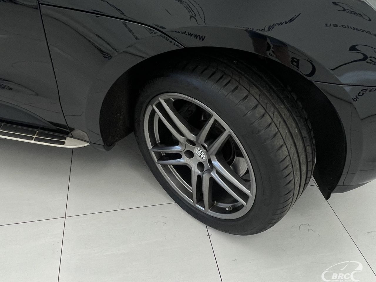 Porsche Macan | 41