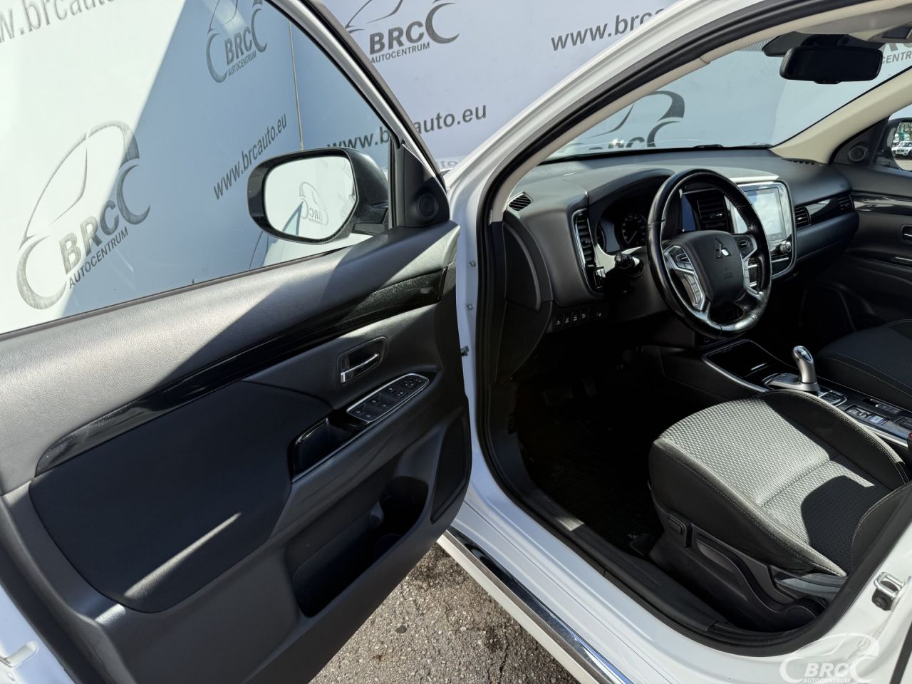 Mitsubishi Outlander | 15