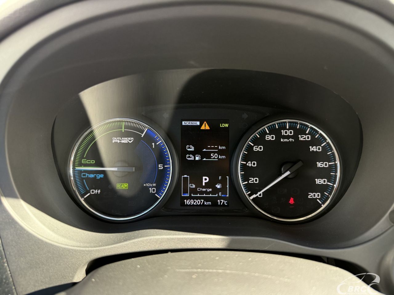 Mitsubishi Outlander | 26