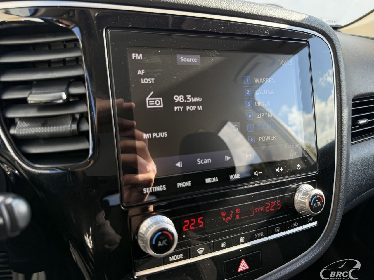 Mitsubishi Outlander | 27