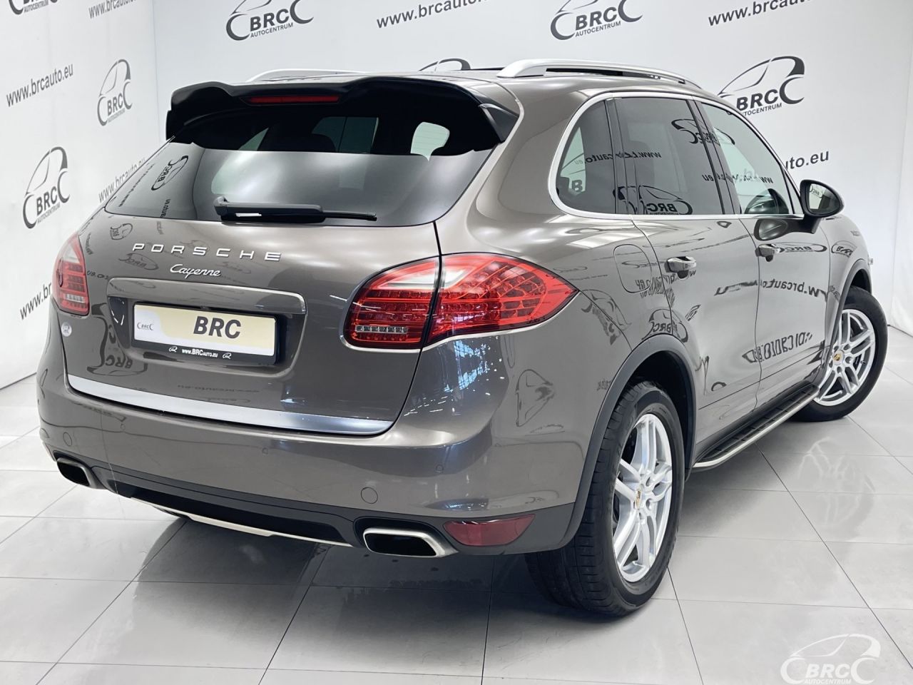 Porsche Cayenne | 62