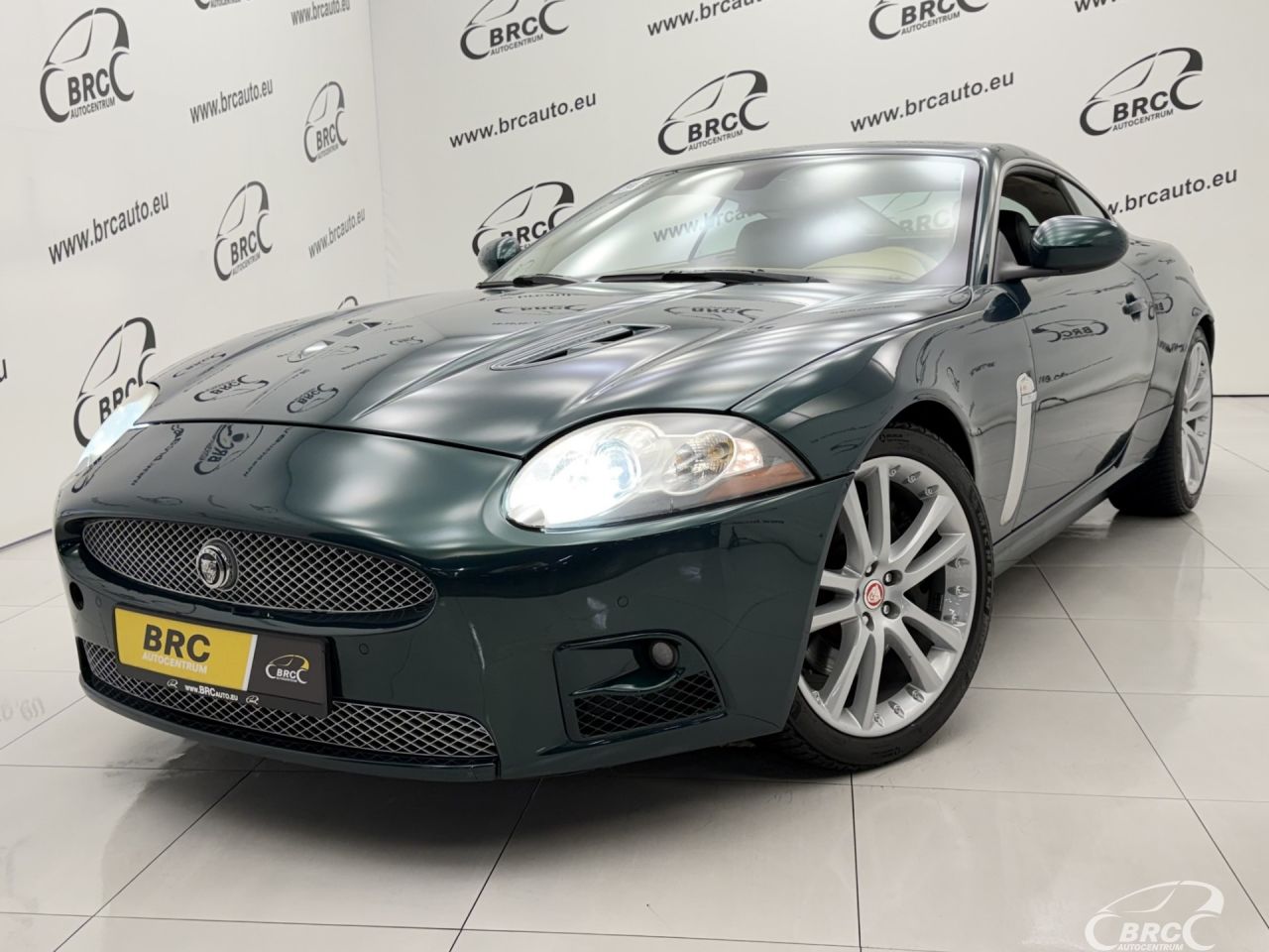 Jaguar XKR | 50