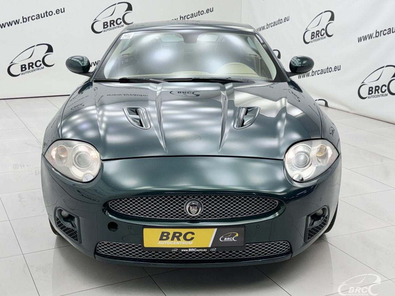 Jaguar XKR | 52