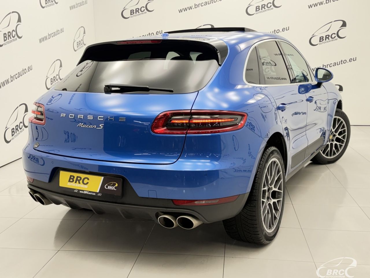 Porsche Macan | 44