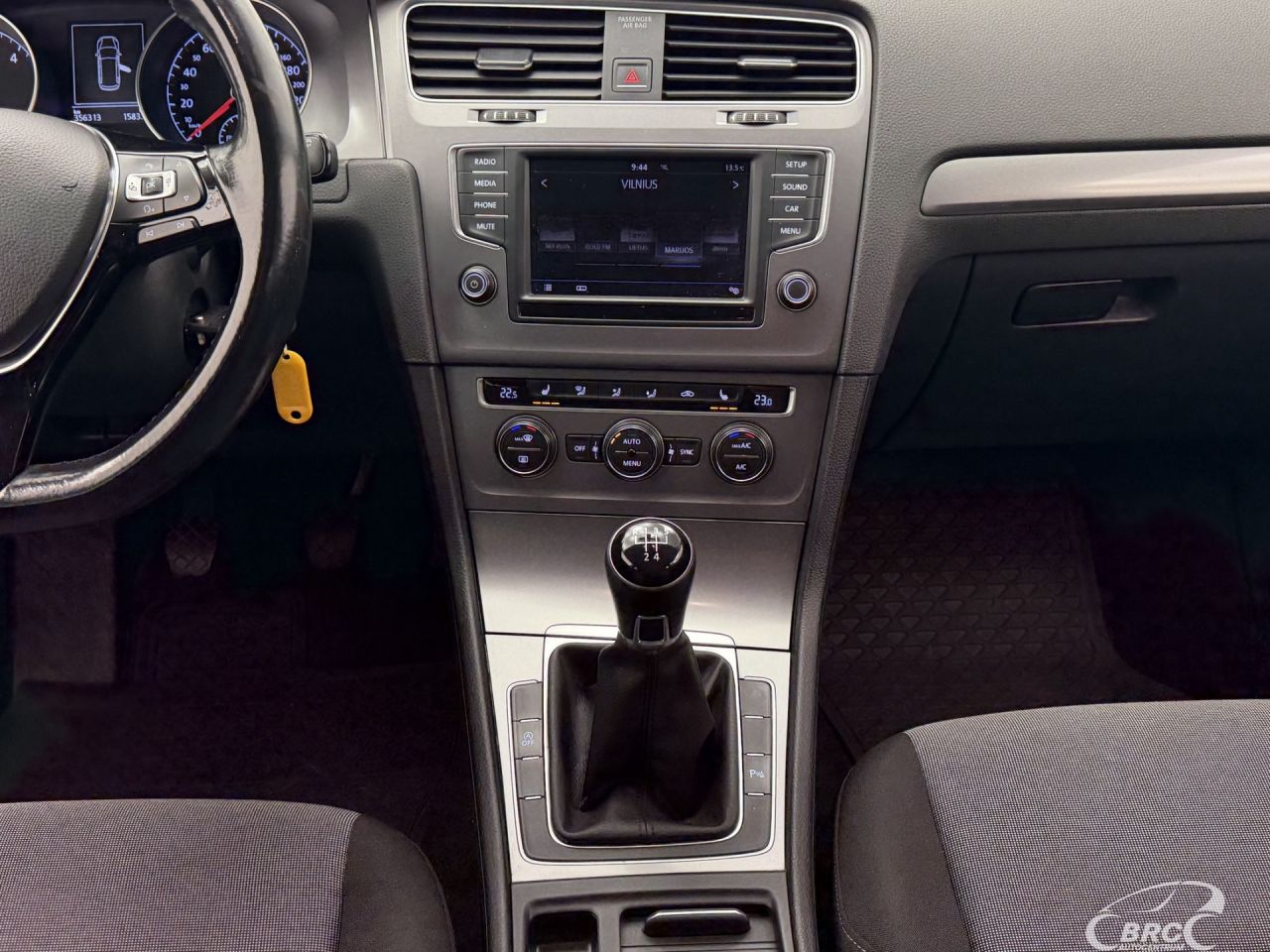 Volkswagen Golf | 25