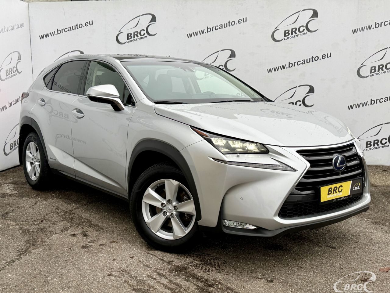 Lexus NX 300h | 49