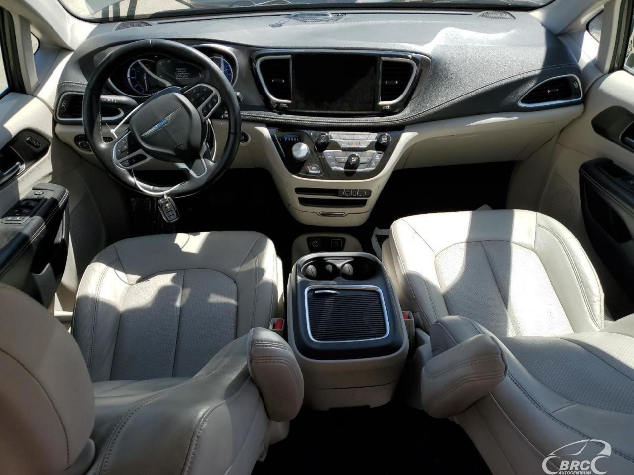 Chrysler Pacifica | 39