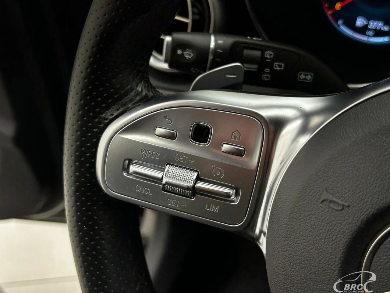 Mercedes-Benz C180 | 11