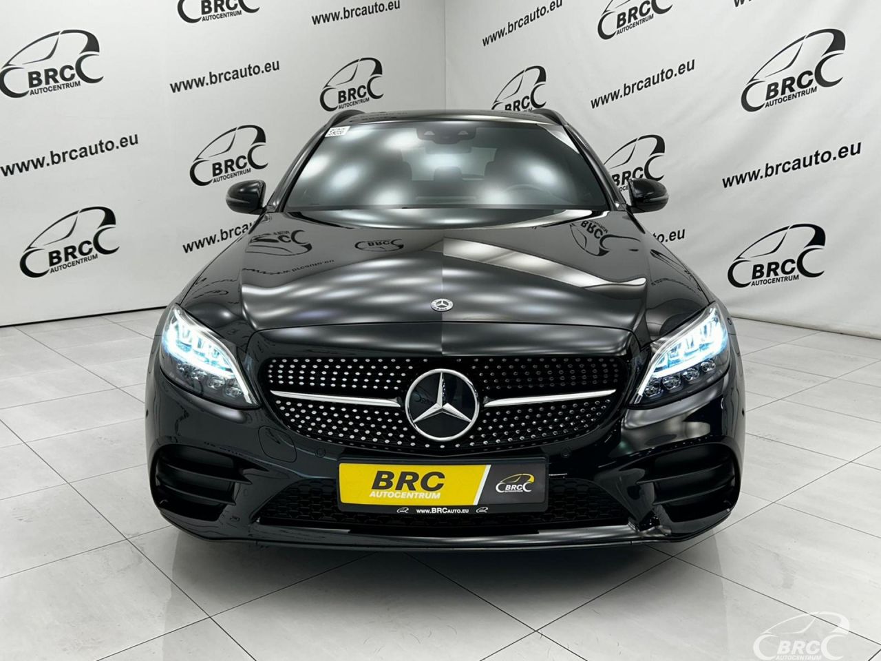 Mercedes-Benz C180 | 24