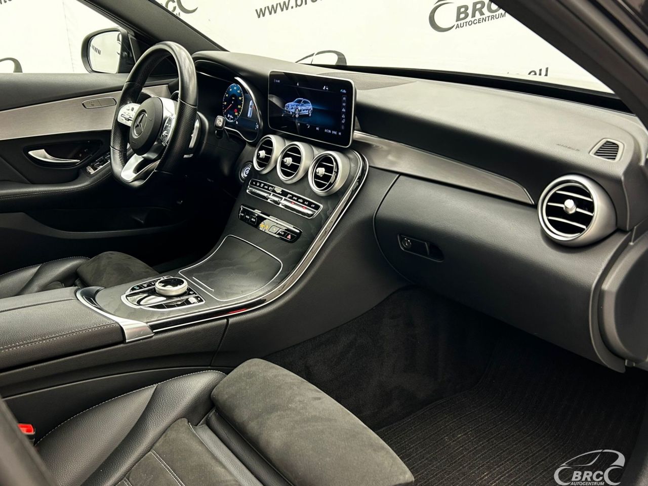 Mercedes-Benz C180 | 6