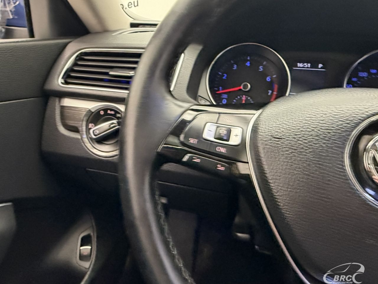 Volkswagen Passat | 31