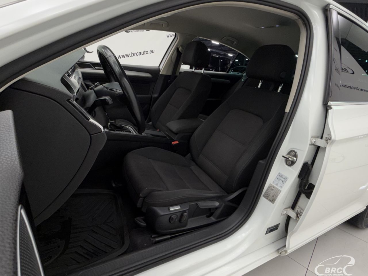 Volkswagen Passat | 22