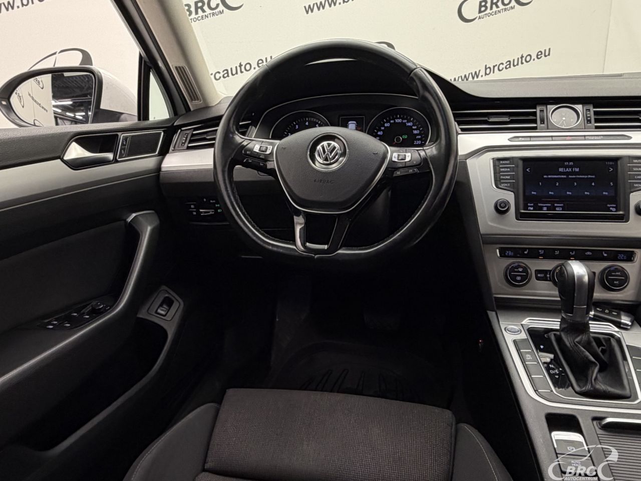 Volkswagen Passat | 13