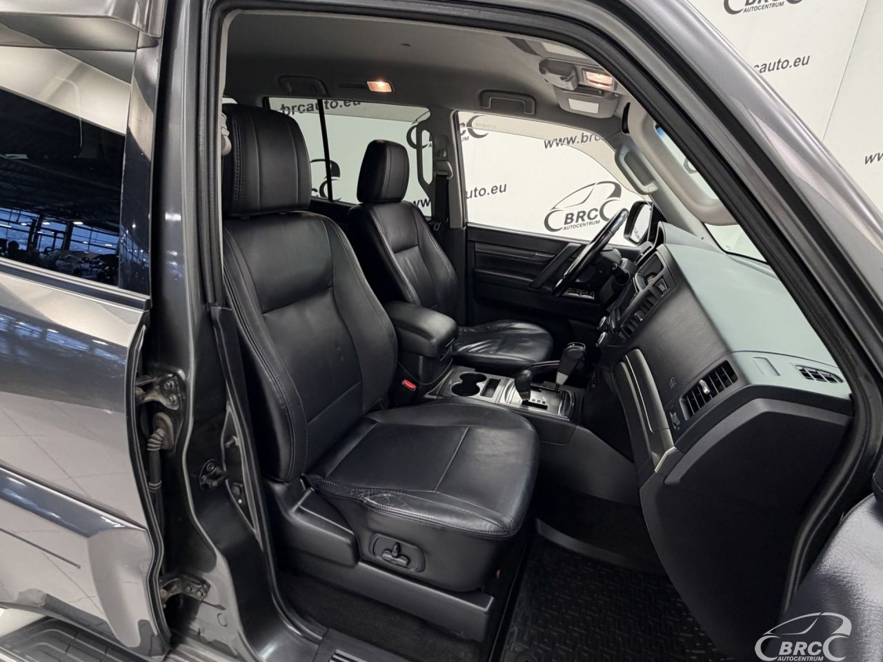 Mitsubishi Pajero | 6