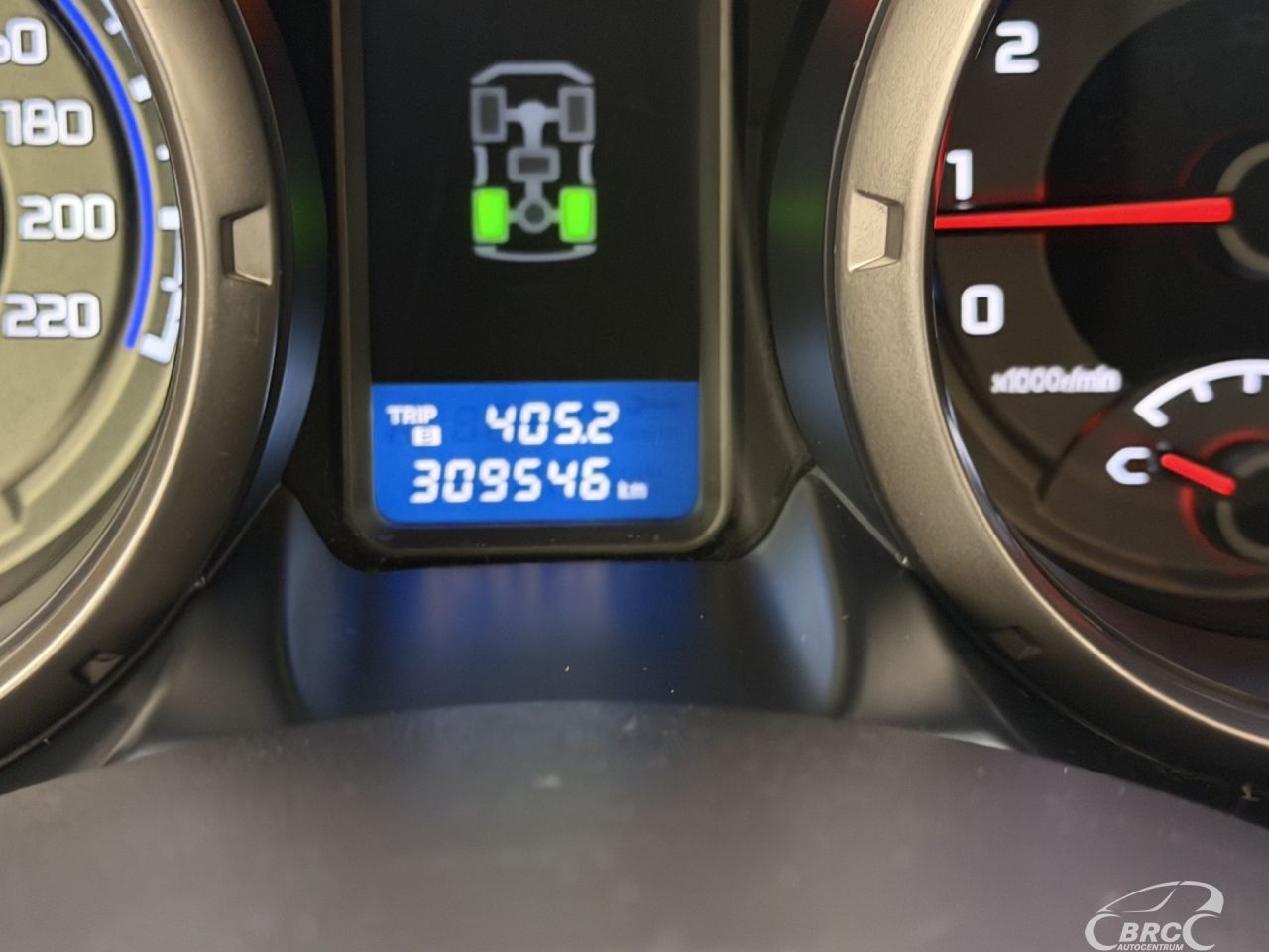 Mitsubishi Pajero | 32