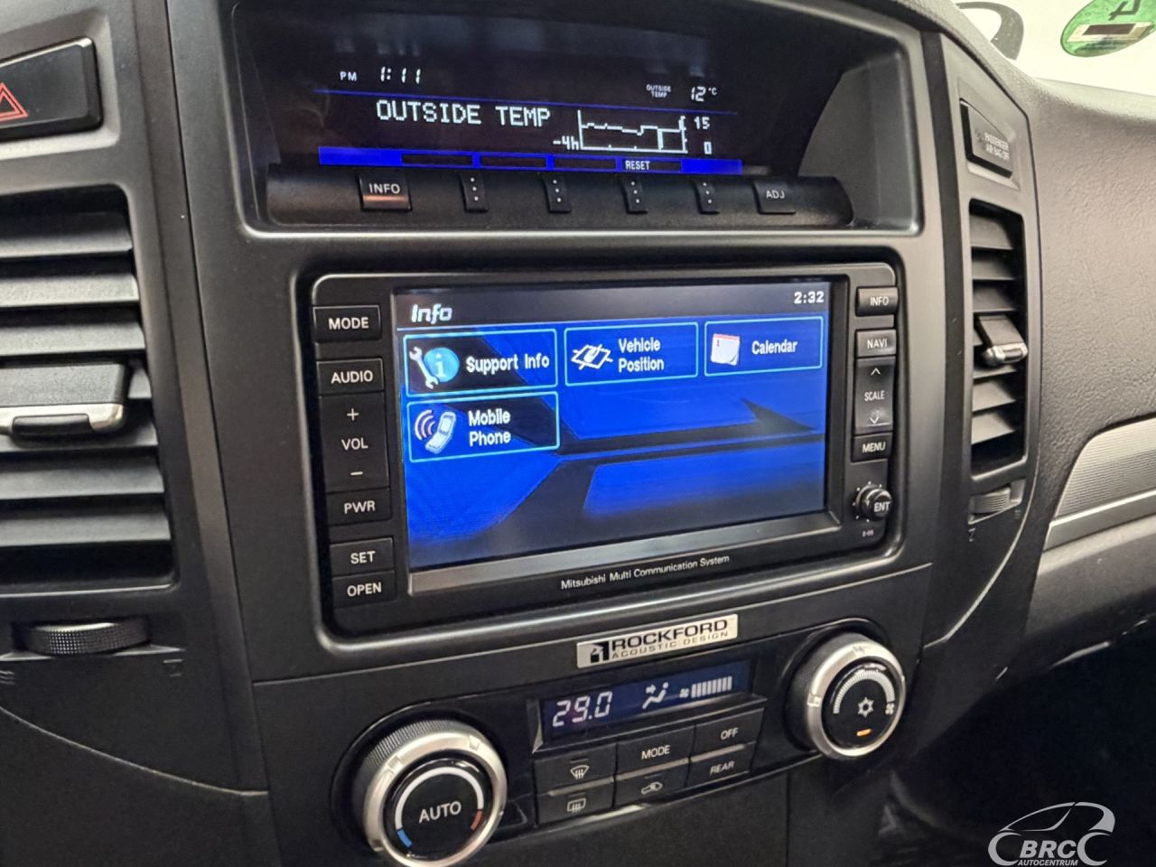 Mitsubishi Pajero | 38