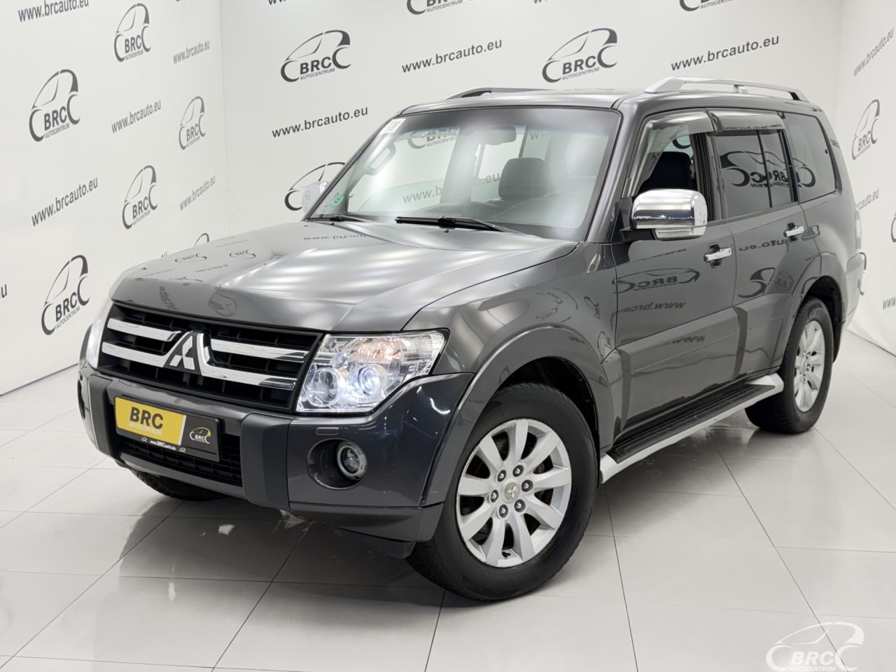 Mitsubishi Pajero | 48