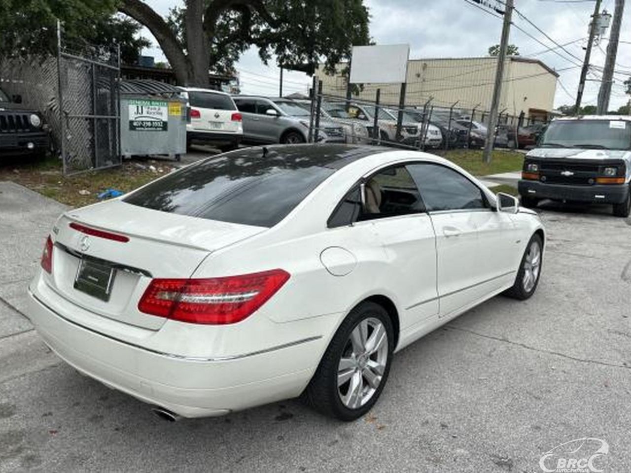 Mercedes-Benz E350 | 49