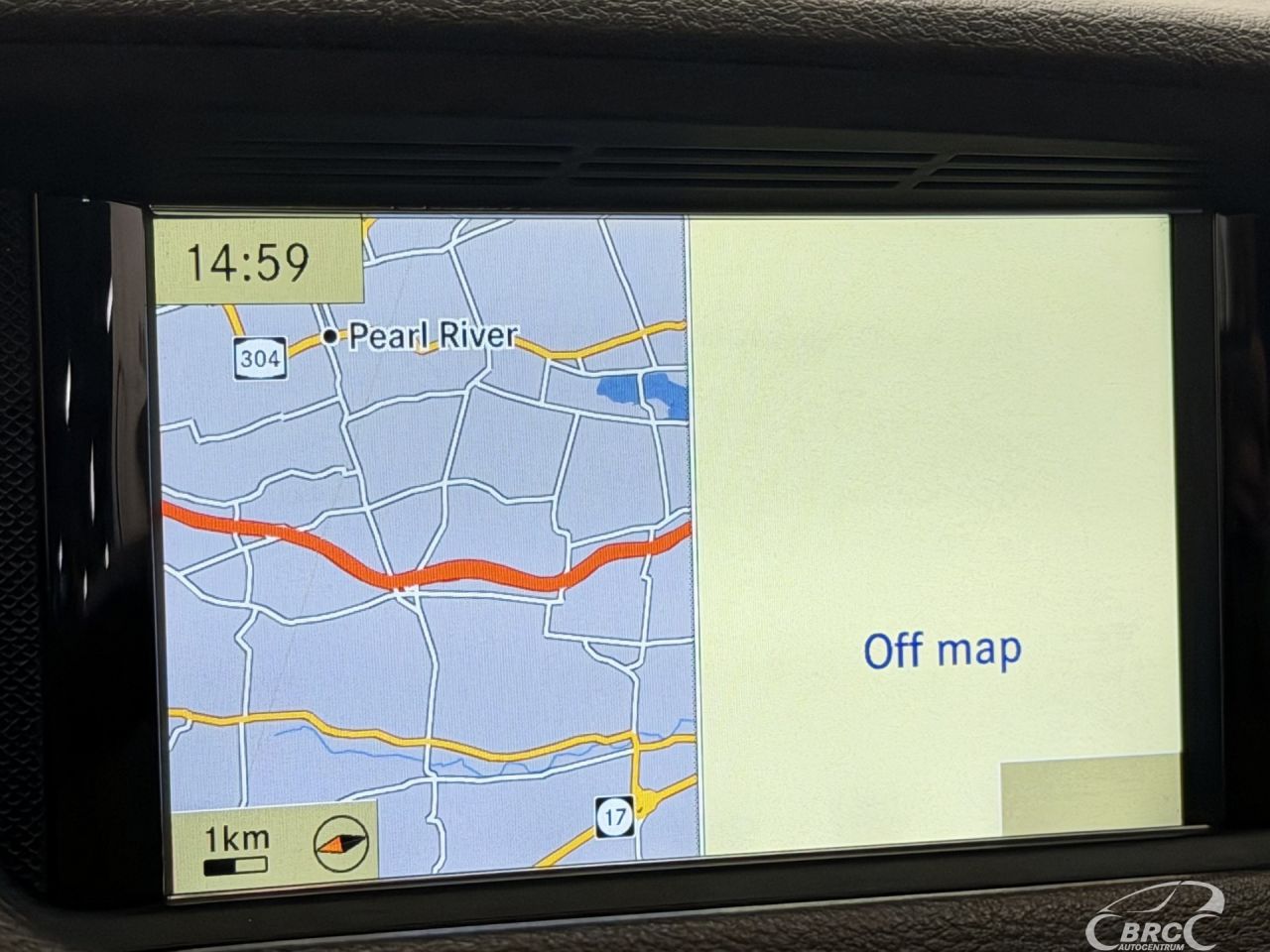 Mercedes-Benz E350 | 30