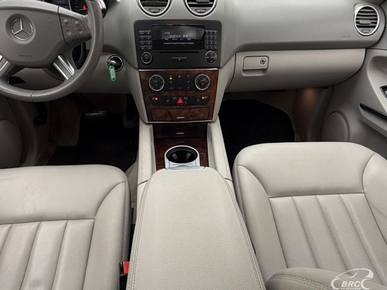 Mercedes-Benz ML320 | 17