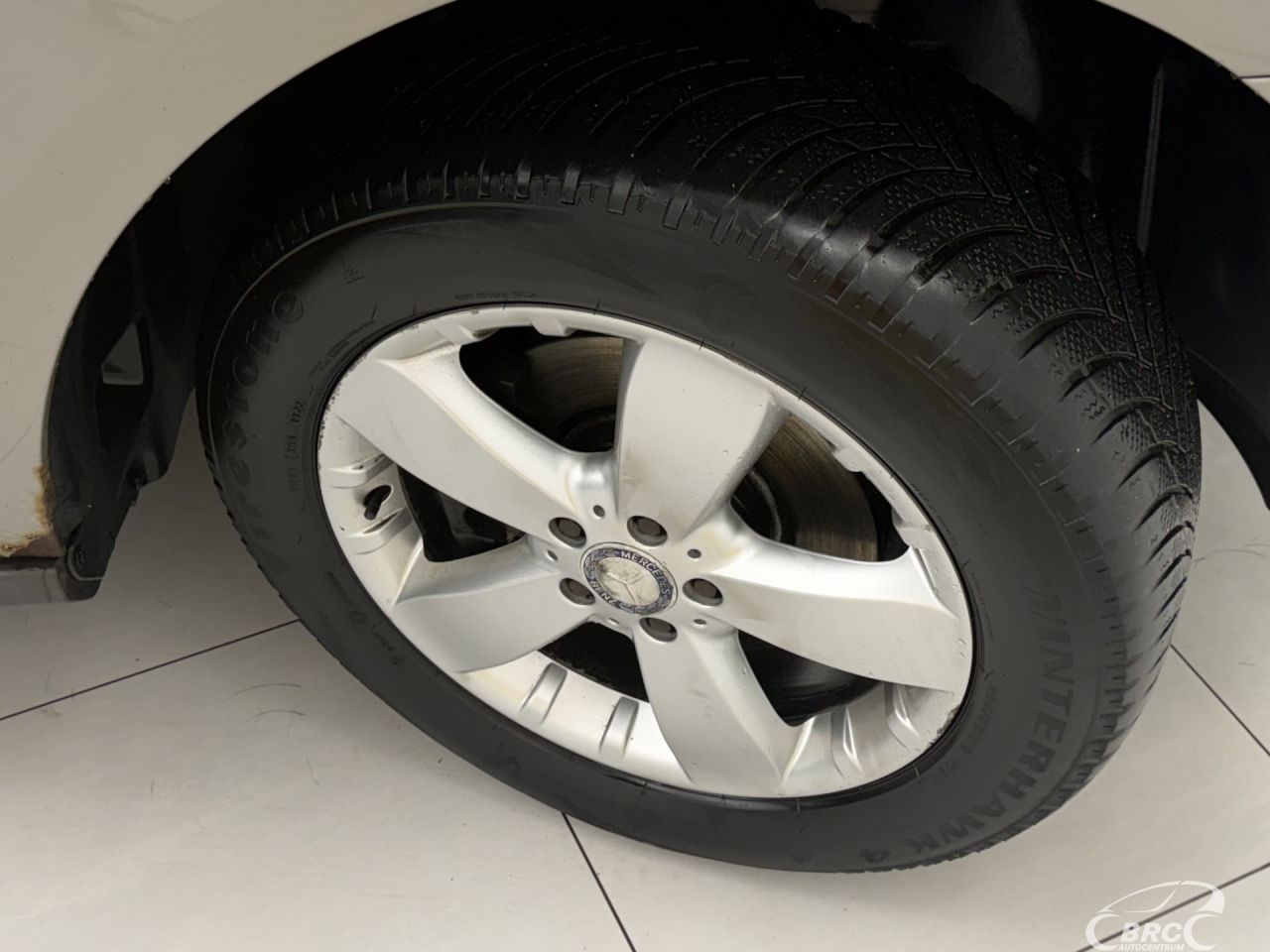 Mercedes-Benz ML320 | 35