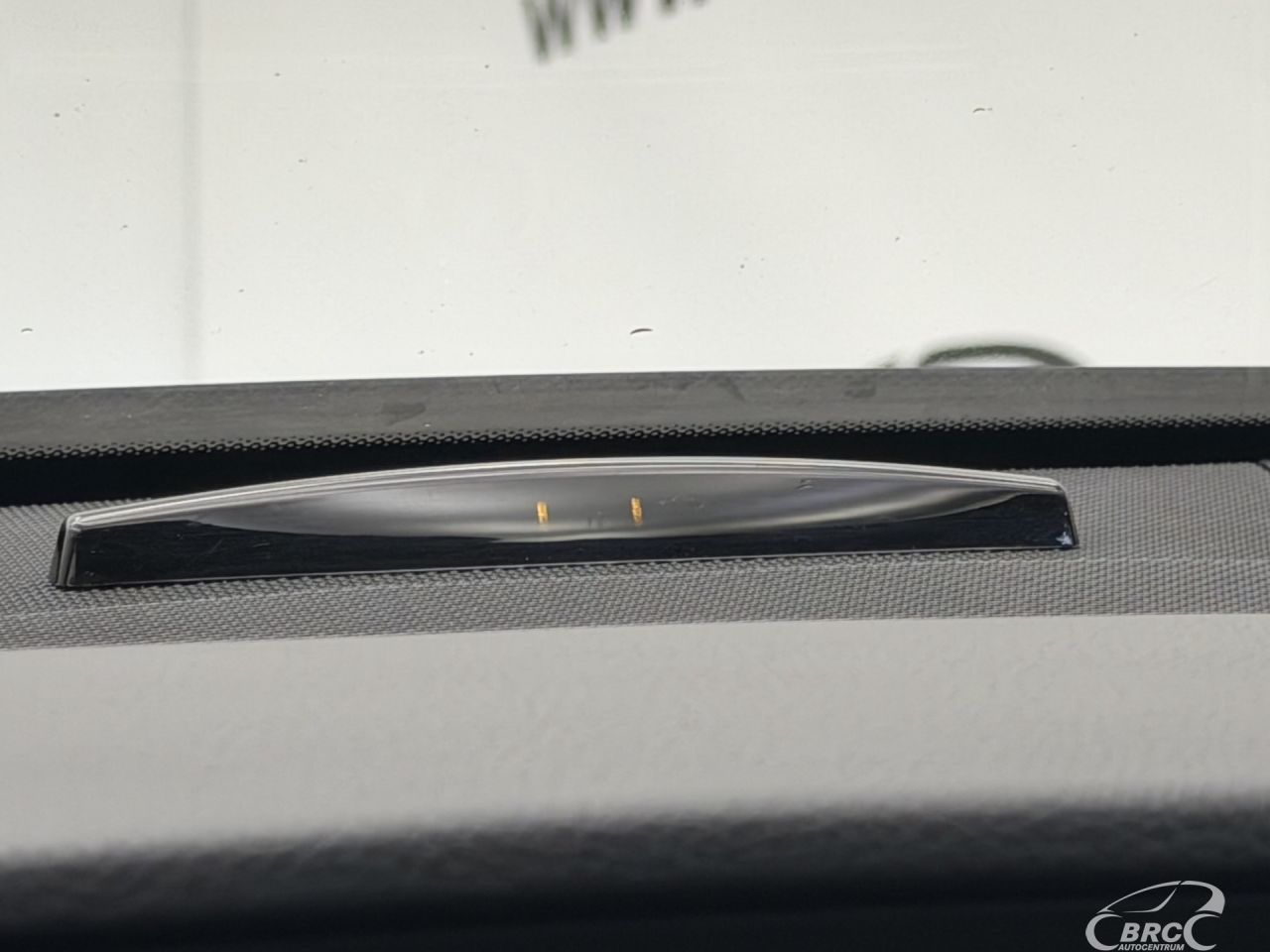 Mercedes-Benz E220 | 28