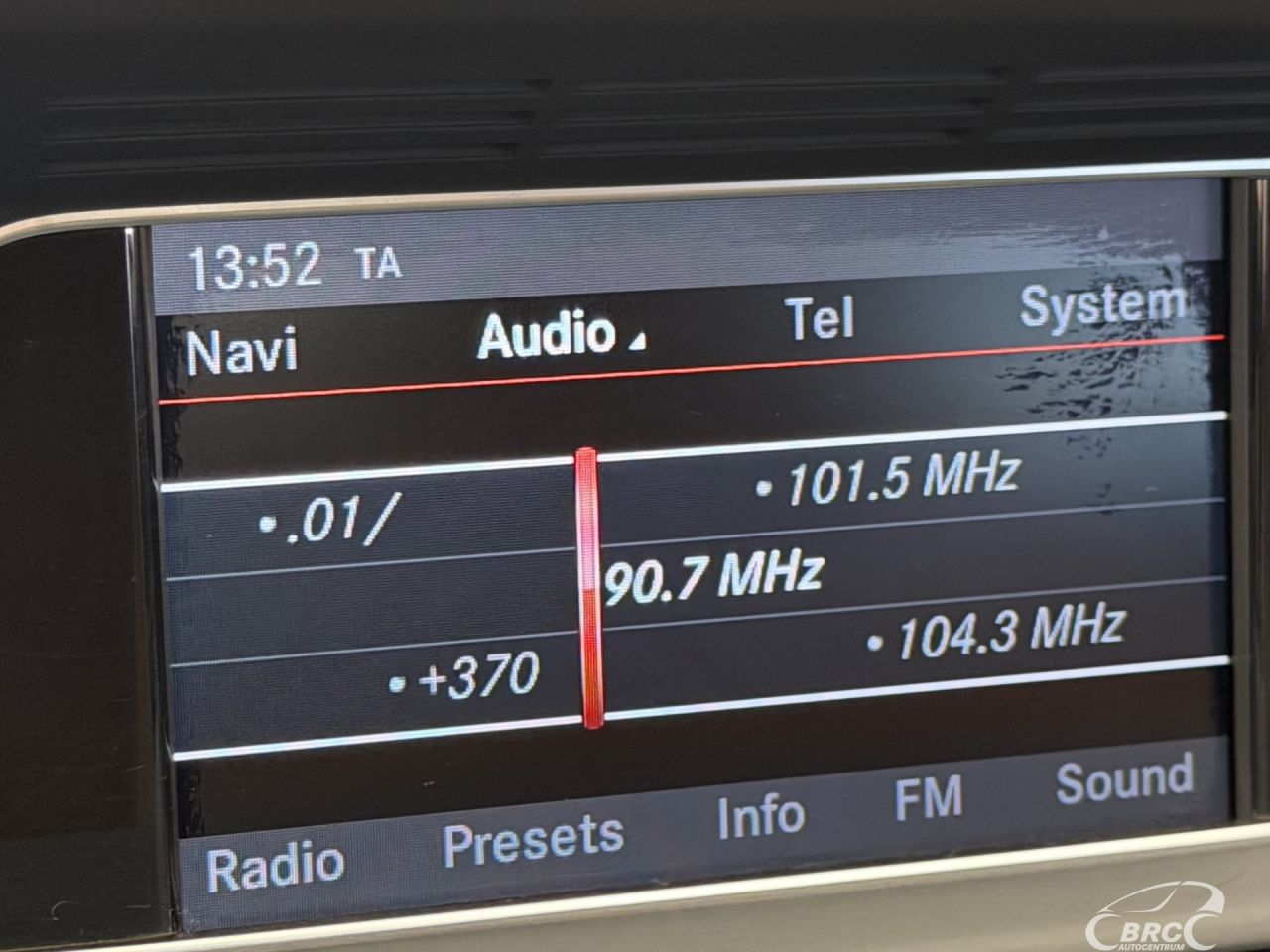 Mercedes-Benz E220 | 29