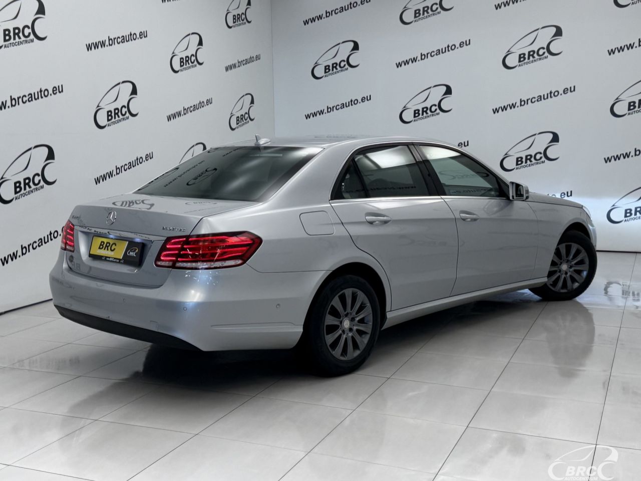 Mercedes-Benz E220 | 1