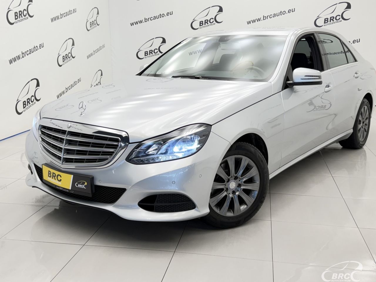 Mercedes-Benz E220 | 40