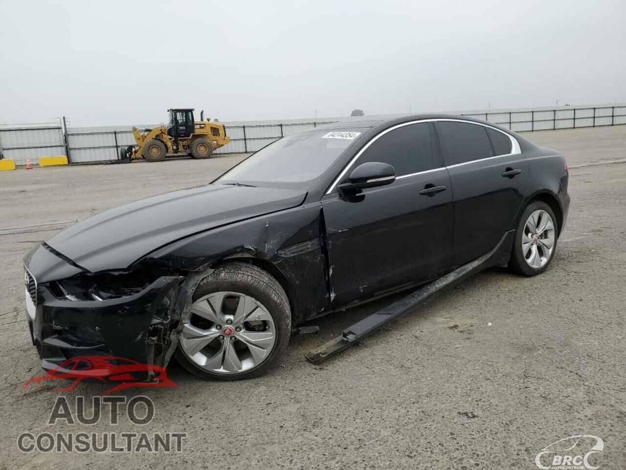 Jaguar XE | 63