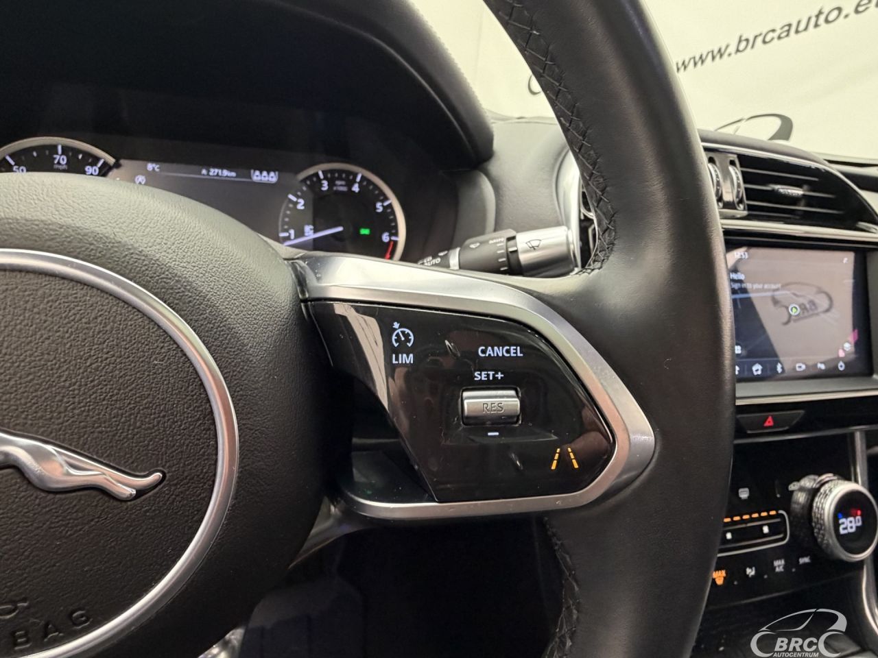 Jaguar XE | 30