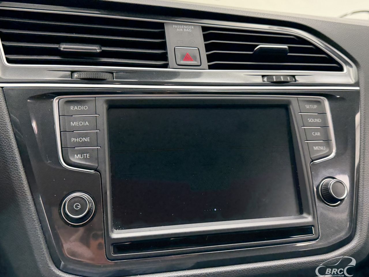 Volkswagen Tiguan | 35